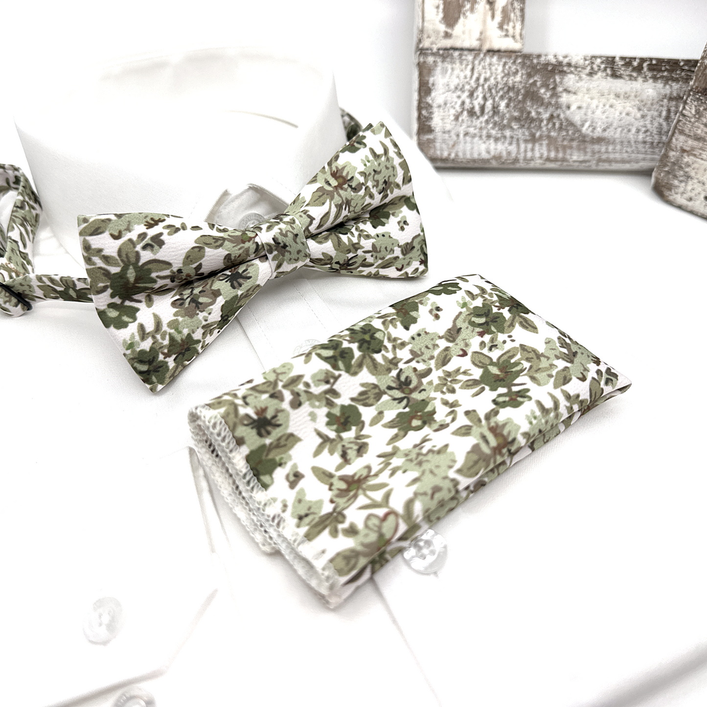 Olive Green Bow tie, Floral Groom Bow tie, Wedding Floral Bow tie