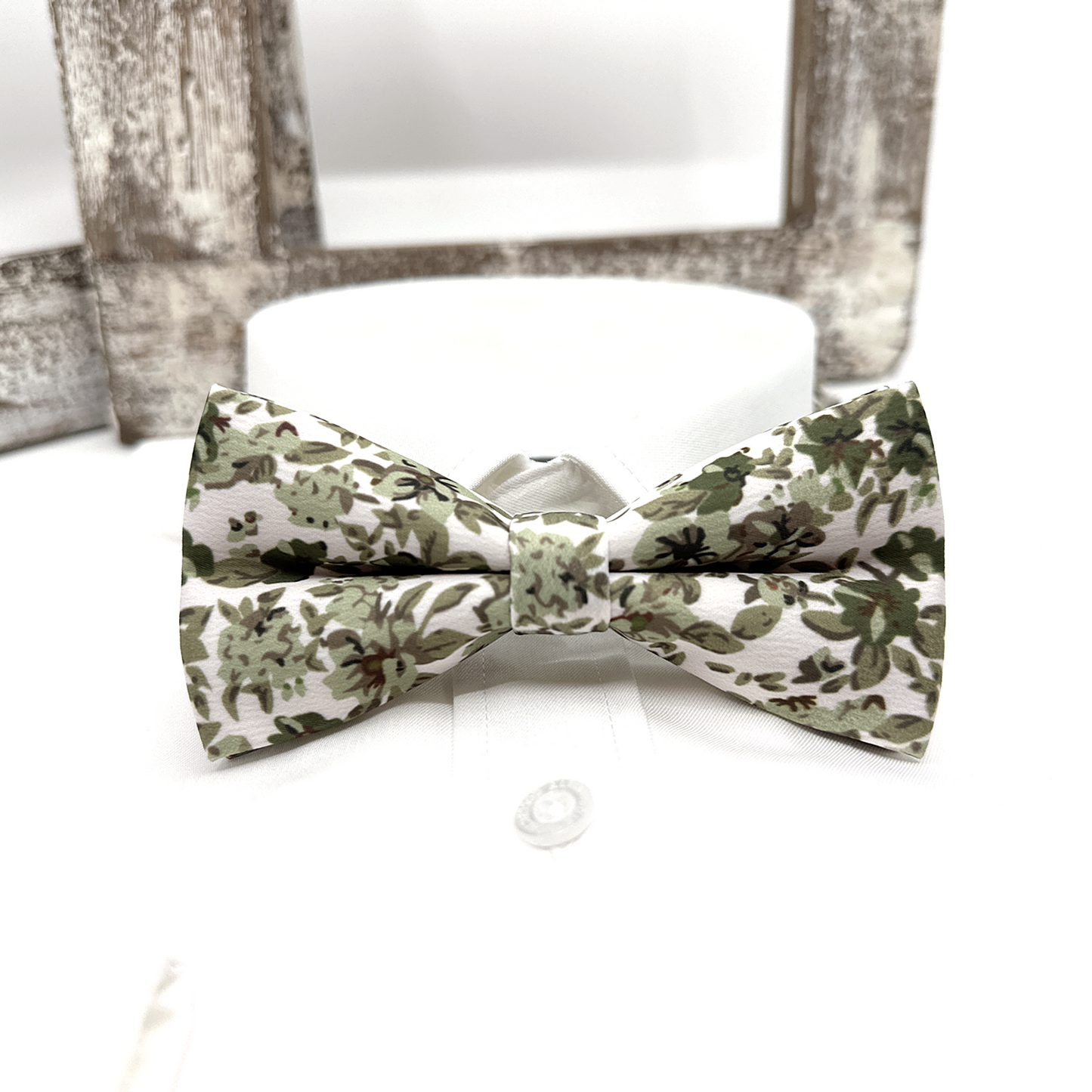 Olive Green Bow tie, Floral Groom Bow tie, Wedding Floral Bow tie