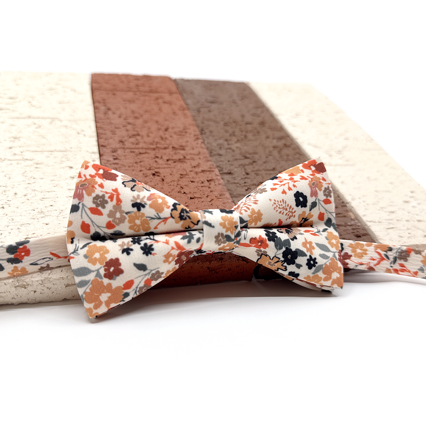 Copper Rust Floral Bowtie, Men Floral Bowtie, Groomsmen Bowties, Wedding Bowtie