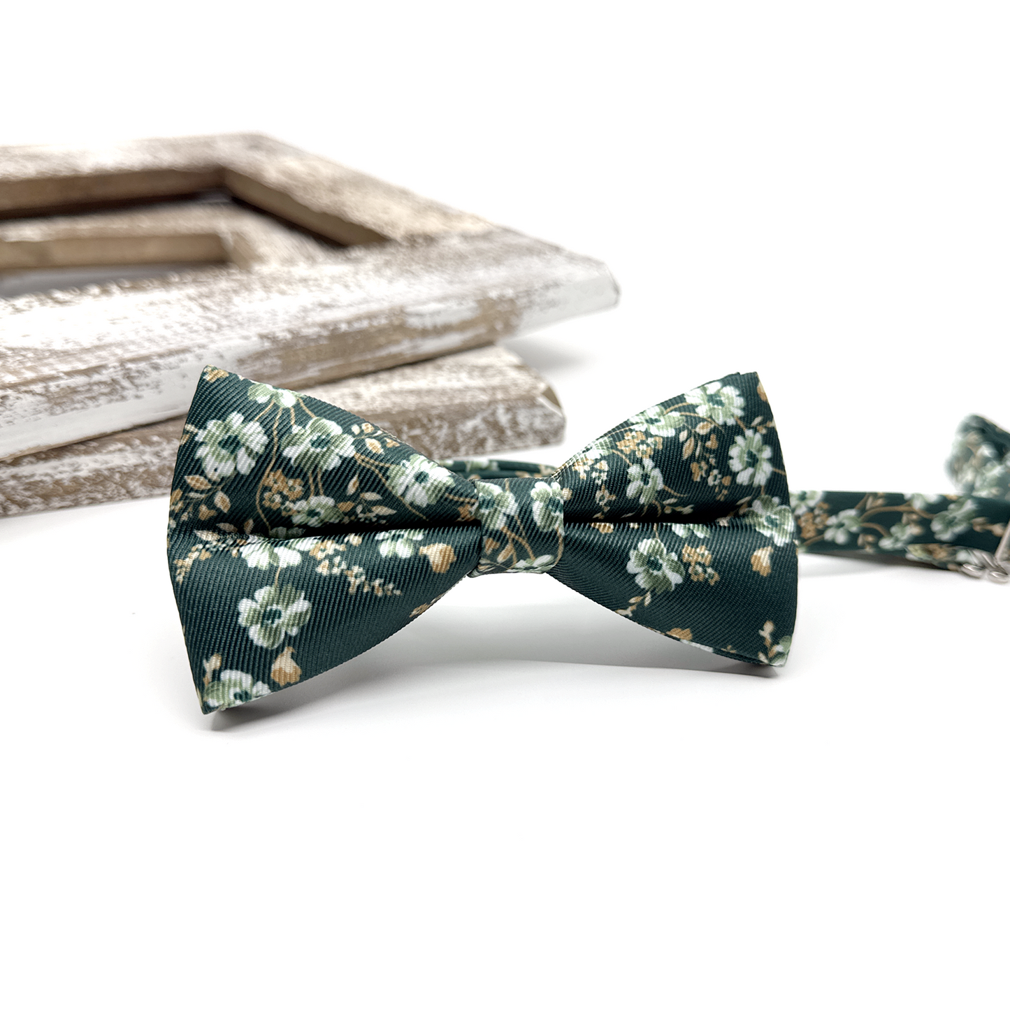 Dark Green Bowtie, Men Bowtie, Wedding Floral Bowtie, Groomsmen Bowties, Wedding Bowtie