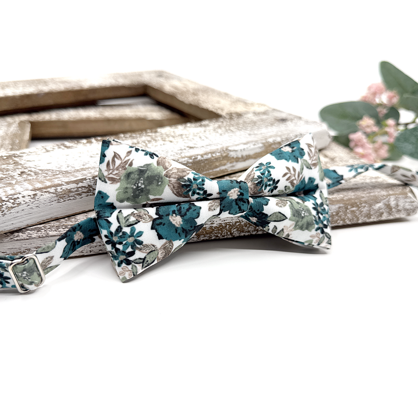 Teal Blue Floral Suspenders, Floral Suspender, Wedding Suspenders, Groomsmen Suspenders