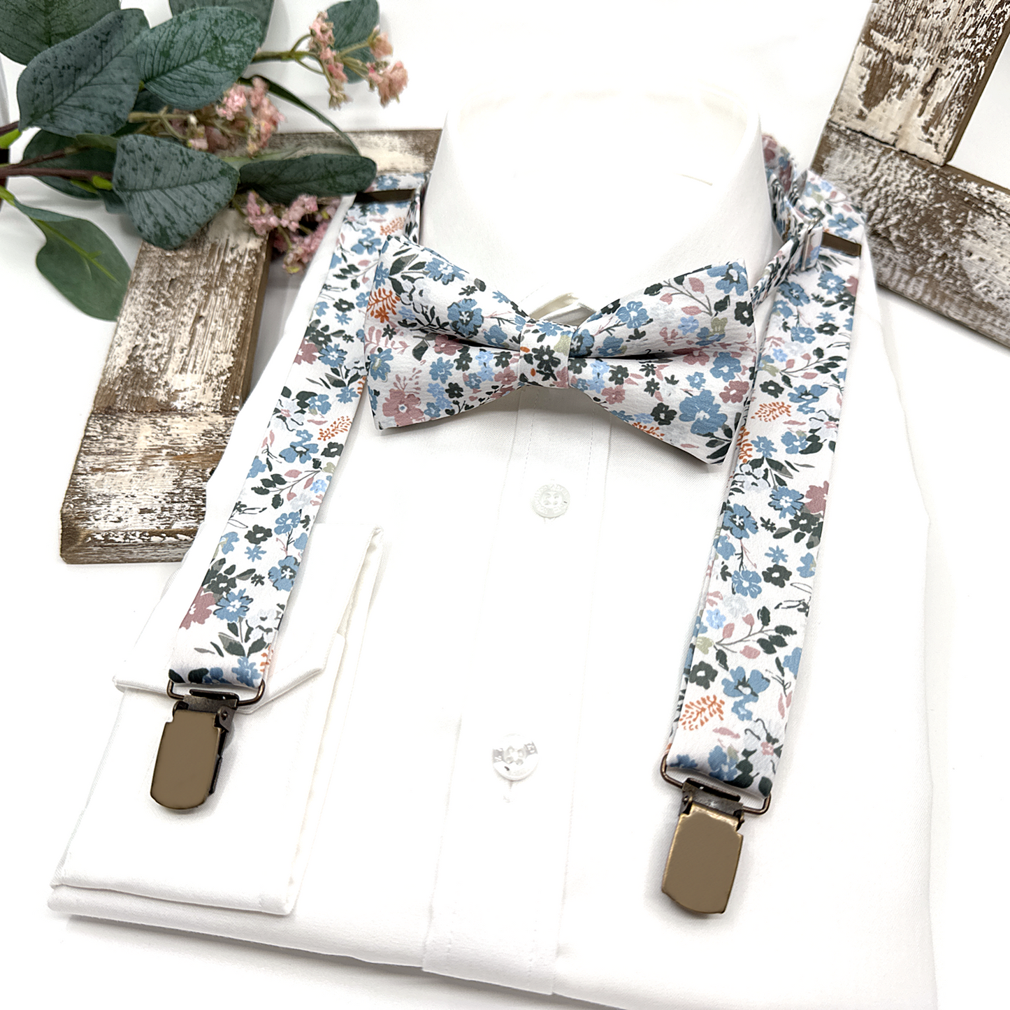 Dusty Blue Floral Suspenders, Dusty Blue Bow tie, Suspender Bowtie, Wedding Floral Suspenders