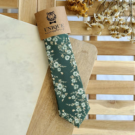 Dark Green Floral Tie Set – Wedding Necktie & Pocket Square for Men
